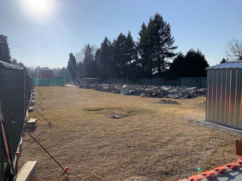 cimitero-camerlata-detriti